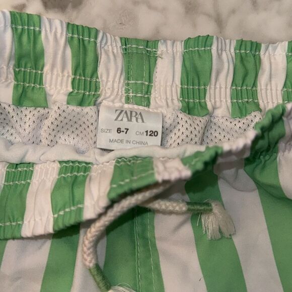 Zara Green & White Striped Swim Trunks 6/7Y - Picture 2 of 5